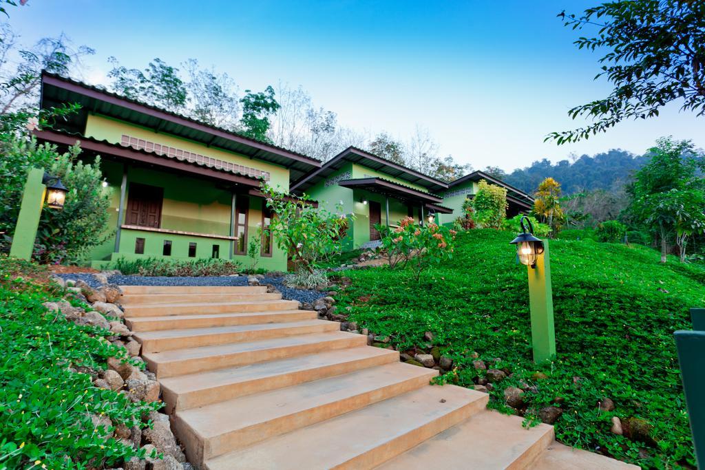 The Mouth Resort - Sha Extra Plus Khao Lak Exterior photo